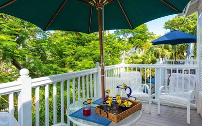 La Petite Penthouse 3