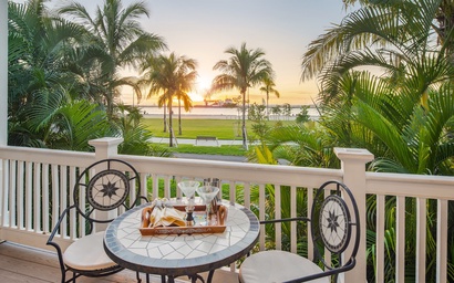 Promenade to Paradise 6