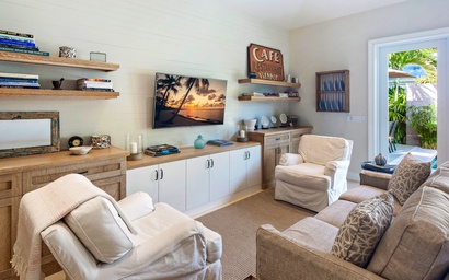 Layover In Paradise 6