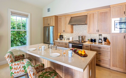 Layover In Paradise 3