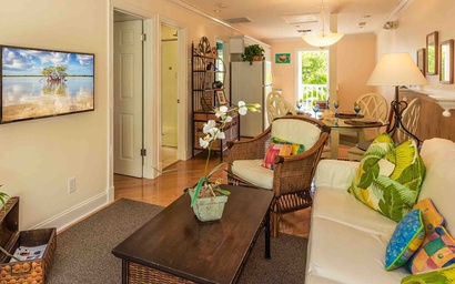 La Petite Penthouse 7