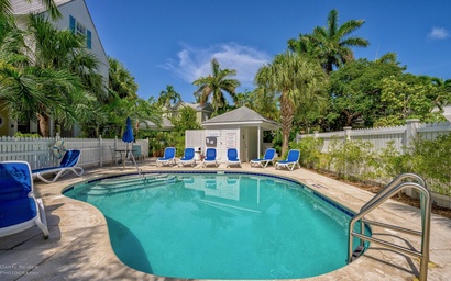 Southernmost Palms 2