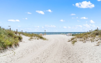 Grand Caribbean West 303 3