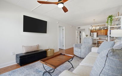 Ocean Breeze West 705 10