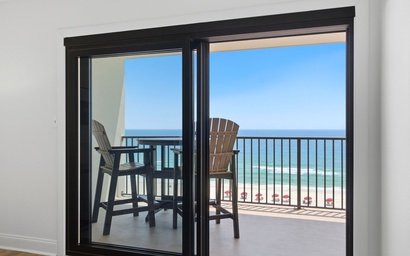 Ocean Breeze West 705 8