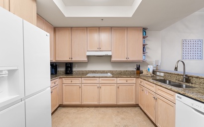 Indigo East 2005 - Junior Penthouse 10