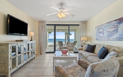 Pelican Pointe 202