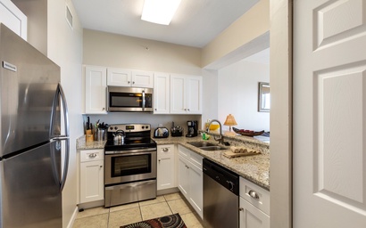 Windemere 904 Pool Side Cabana Included! 4