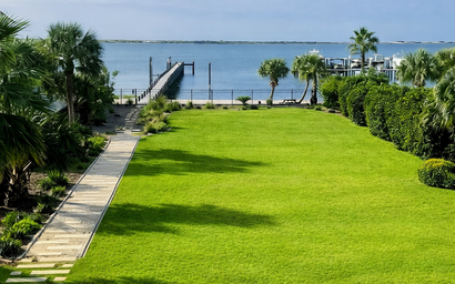 Bella Villa Waterfront Suite