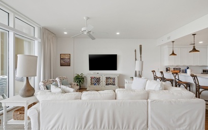 Vista Del Mar 303 4