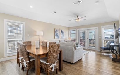 When Pigs Fly Up Beach House 10