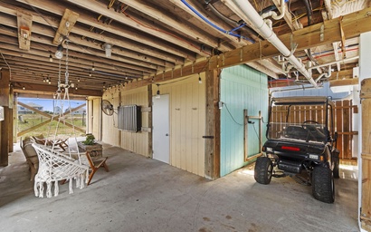 Latitude Adjustment Beach House 6