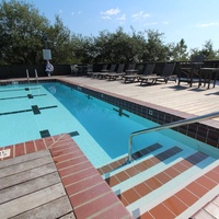 The Tannin House - Meeting House Square 7 8