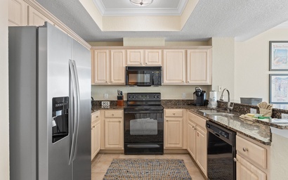 Crystal Shores West 902 7