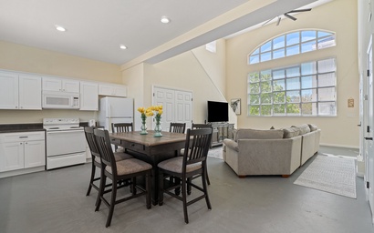 Bella Villa Loft Suite 5