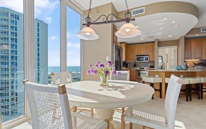 Lagoon Tower 1002 10