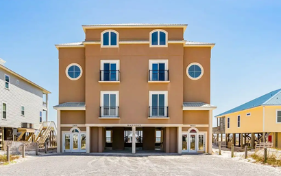 Beach Estate 5