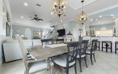 Whispering Palms Beach House 9