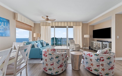 Indigo East 901 + Den w/Cabana ! 4