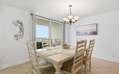 SeaSpray Riverside 712 10