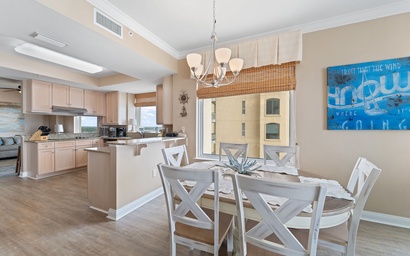 Indigo East 901 + Den w/Cabana ! 8