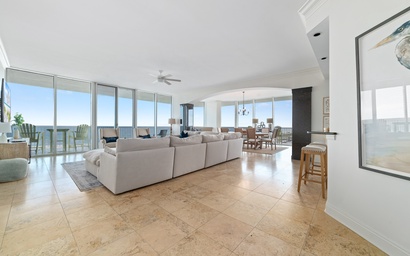 Mediterranean West 302 8