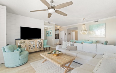 Beach Colony East 15B-Penthouse 4