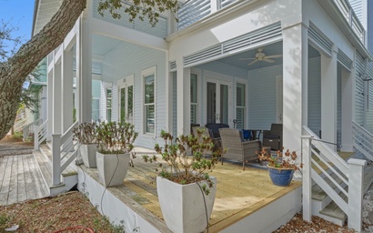 Sandy Toes on Parks Edge 2