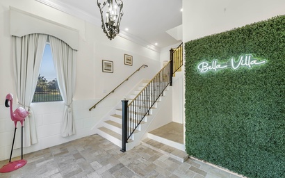 Bella Villa Waterfront Suite 7