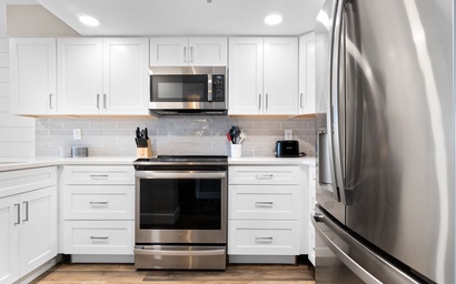 Ocean Breeze East 803 9