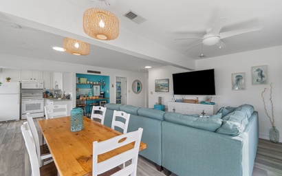 Hazel Mae's Hideaway 7