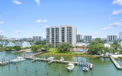 Shipwatch Riverside E104 5