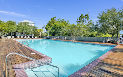 Sandy Toes on Parks Edge 4