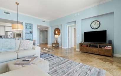 Indigo East 2002 with Private Poolside Cabana! 6