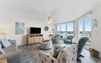 SeaSpray Riverside 813