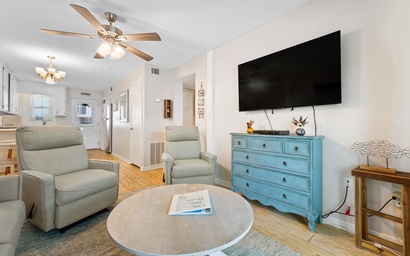 Harbor House B12 - My Blue Heron 3