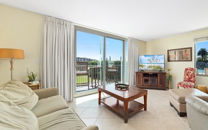 Perdido Towers East 106 7