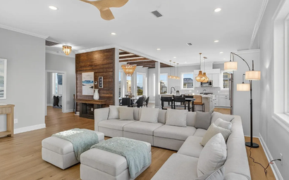 Sand Out In A Crowd 2