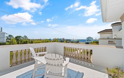 Bella Villa Guest Suite 6