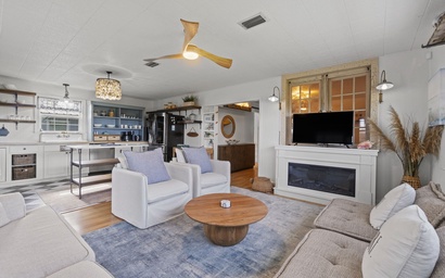 Latitude Adjustment Beach House 2