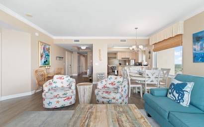 Indigo East 901 + Den w/Cabana ! 6