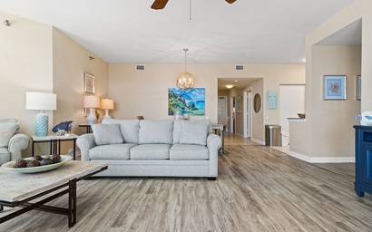 Beach Colony Tower Penthouse 17C 4