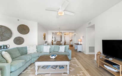 Beach Colony West 1C 7