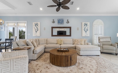 Whispering Palms Beach House 6