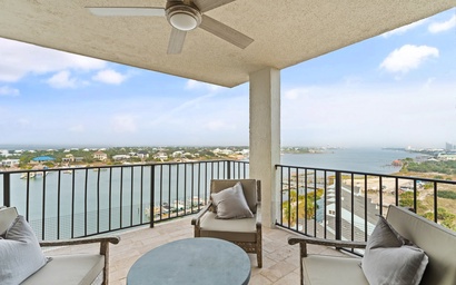 Shipwatch Riverside E905 4