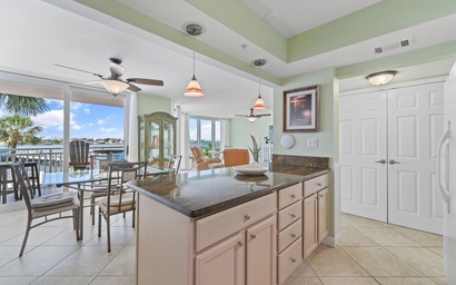 SeaSpray Riverside 214 8