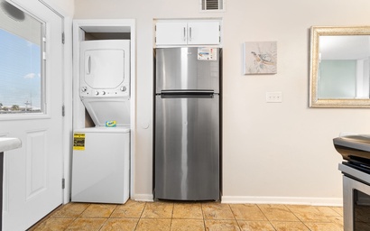 Harbor House B12 - My Blue Heron 9