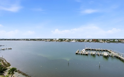 SeaSpray Riverside 712 3