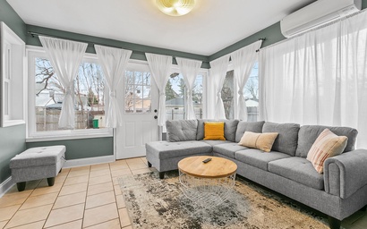 Lyndale Pleasant Getaway 3