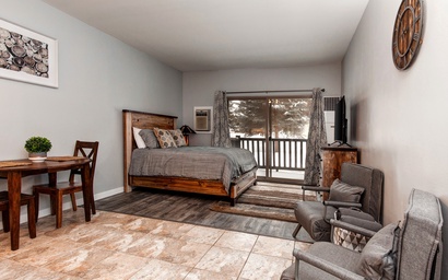 Prospector Lodge 814 3